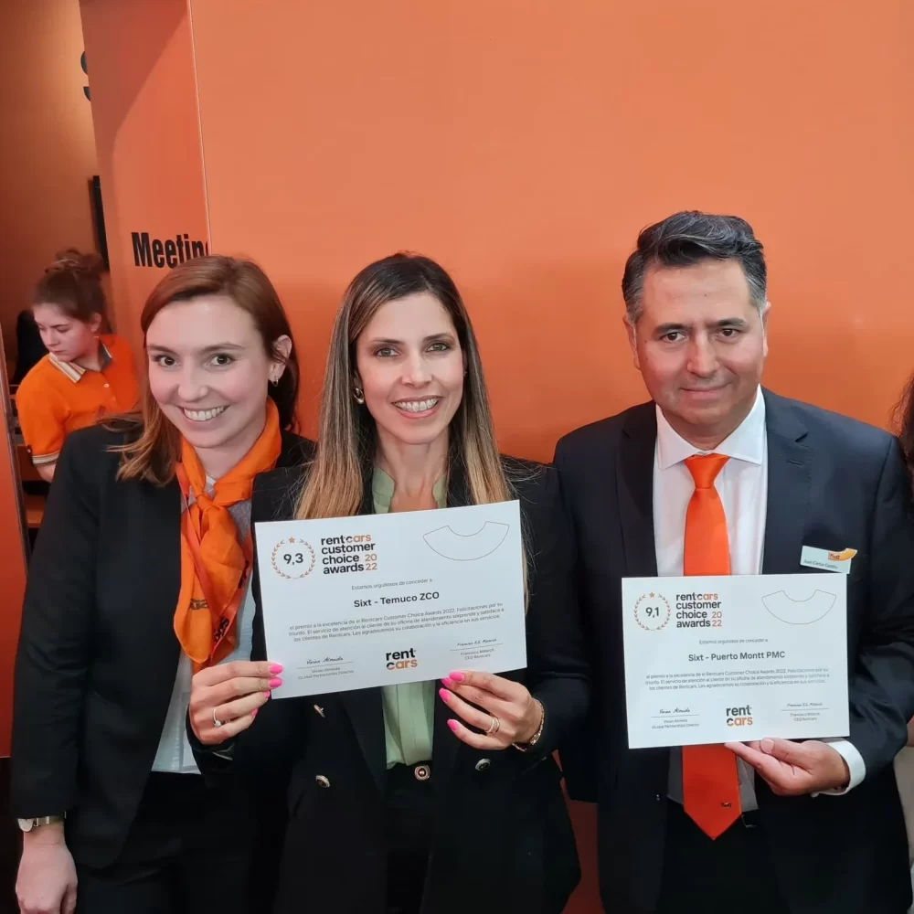 Vivian Almeida, Global Partnerships Director, with representatives from Sixt Temuco and Puerto Montt.